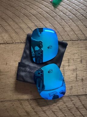 NIB Oakley Holbrook XL Elite Polarized Ice Blue Replacement Lenses (1 Pair)